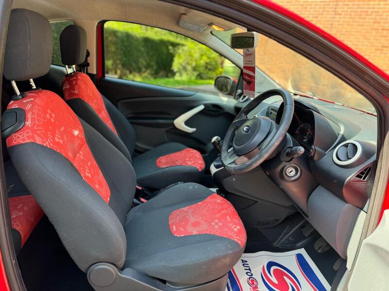 FORD KA