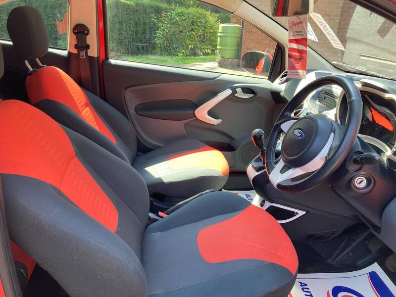 FORD KA