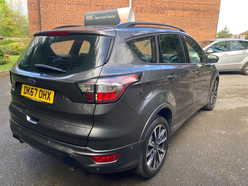 FORD KUGA
