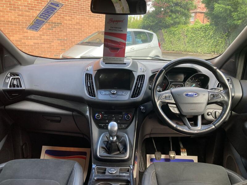 FORD KUGA