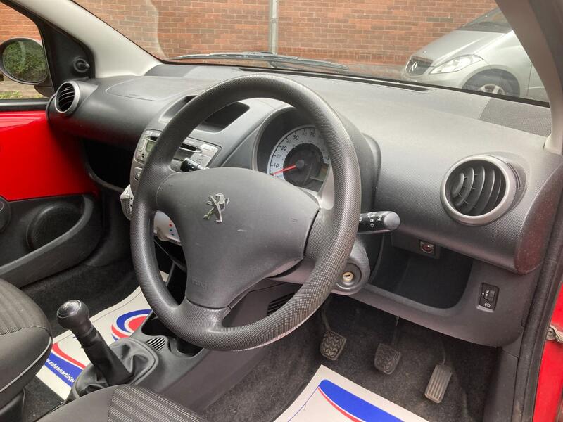 PEUGEOT 107