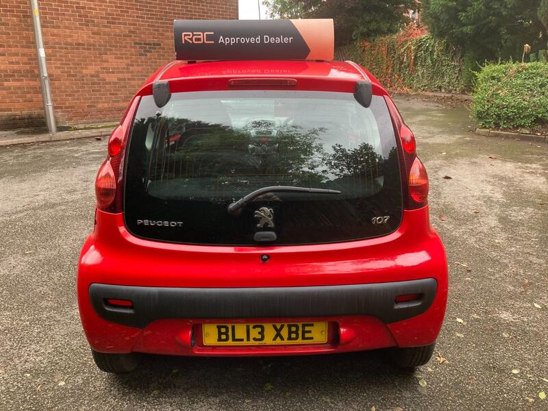 PEUGEOT 107
