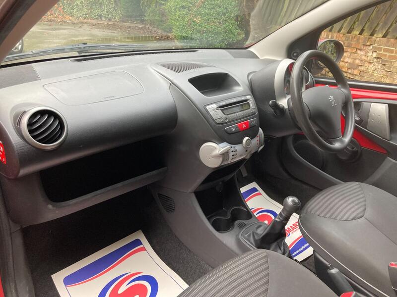 PEUGEOT 107