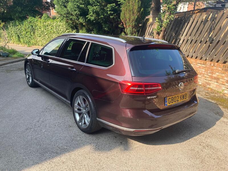 VOLKSWAGEN PASSAT